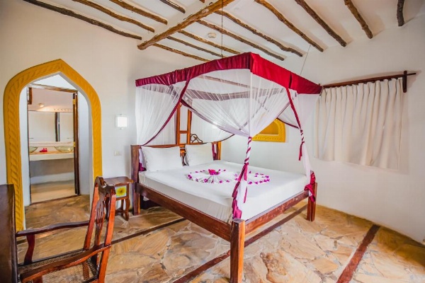Waridi Beach Resort and Spa image 17