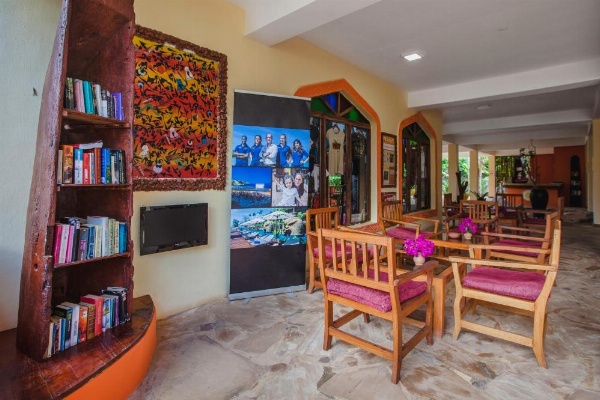 Waridi Beach Resort and Spa image 8